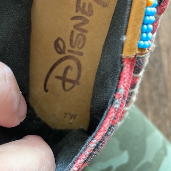 Ubuntu Disney Mickey Mouse Espadrille Flats - Picture 5 of 5